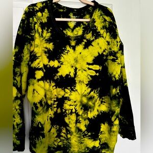 Torrid Active Tye Dye sweatshirt
